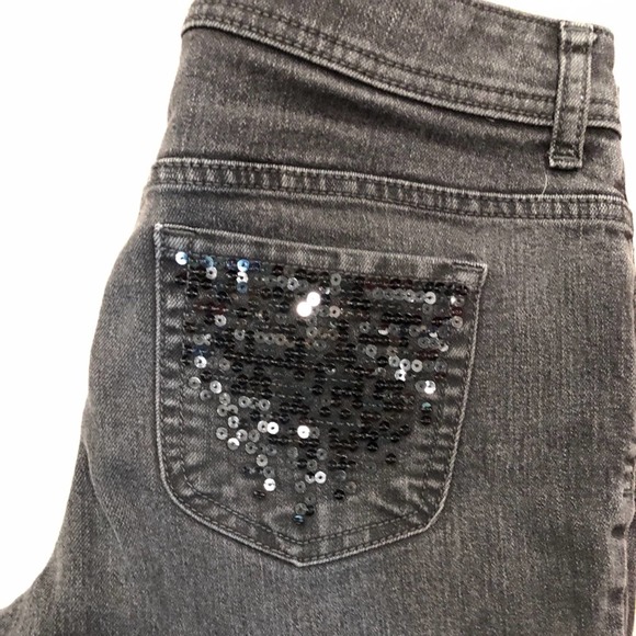 Chico's Women's Black Sequin Back Pocket Bootcut Jeans sz 0.5 Short/US 6 Short - Picture 2 of 5